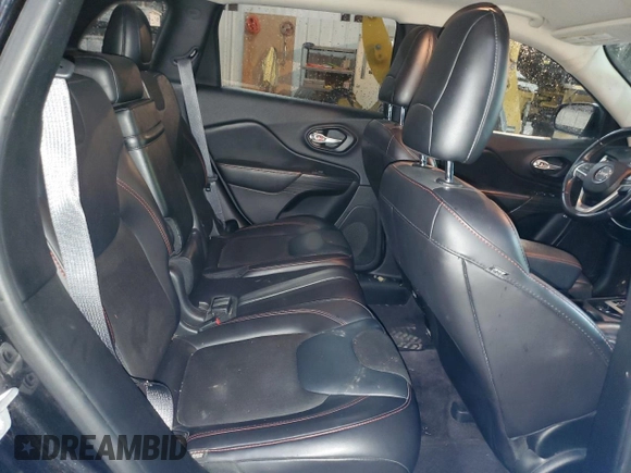 2016 Jeep Cherokee Trailhawk with VIN 1C4PJMBS7GW337774, listed as a Copart auction lot 55184885 with 161,567 mi miles and Salvage title. Bid and sale history available at DreamBid. Image 11.