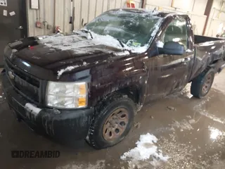 2008 Chevrolet Silverado 1500 Work Truck with VIN 1GCEK14C08Z135724, listed as a IAAI auction lot 41250972 with 86,942 mi miles. Bid and sale history available at carsss.com. Image 17.