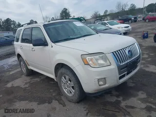2011 Mercury Mariner with VIN 4M2CN8BG2BKJ01534, listed as a IAAI auction lot 41832400 with 251,916 mi miles. Bid and sale history available at carsss.com. Image 1.