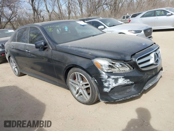 2015 Mercedes-Benz E-Class E 350 Luxury with VIN WDDHF8JB0FB112042, listed as a IAAI auction lot 41771389 with 135,191 mi miles. Bid and sale history available at carsss.com. Image 6.