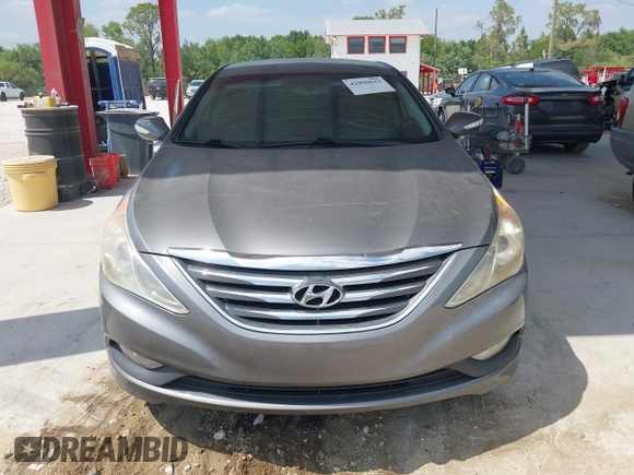 2014 Hyundai Sonata SE with VIN 5NPEC4AC4EH908832, listed as a IAAI auction lot 42099613 with 136,486 mi miles and . Bid and sale history available at DreamBid. Image 6.