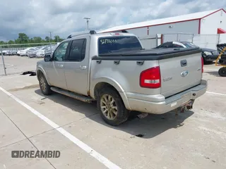 2007 Ford Explorer Sport Trac Limited с VIN 1FMEU53877UA13562, выставлен на аукционе IAAI как лот 42796600 с пробегом 221 779 миль миль и . История ставок и продаж доступна на DreamBid. Изображение 3.