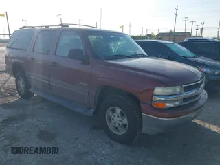 2000 Chevrolet Suburban LS z VIN 3GNEC16T2YG160030, wystawiony jako IAAI lot #42413426 z przebiegiem 56 979 mil mil oraz . Historia ofert i sprzedaży dostępna na DreamBid. Obrazek 1.
