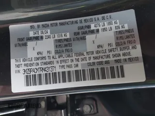 2024 Mazda 3 S Preferred z VIN 3MZBPACM7RM431371, wystawiony jako IAAI lot #40676189 z przebiegiem 276 mil mil oraz . Historia ofert i sprzedaży dostępna na DreamBid. Obrazek 9.