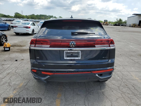 2024 Volkswagen Atlas SE with VIN 1V2LE2CA3RC227966, listed as a Copart auction lot 62483025 with 21,924 mi miles and Clean title. Bid and sale history available at DreamBid. Image 6.