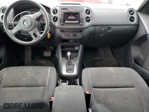 2017 Volkswagen Tiguan S z VIN WVGBV7AXXHK045196, wystawiony jako Copart lot #49369505 z przebiegiem 114 367 mil mil oraz Szkoda całkowita • Salvage title. Historia ofert i sprzedaży dostępna na DreamBid. Obrazek 8.