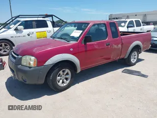 2002 Nissan Frontier XE z VIN 1N6DD26S62C316477, wystawiony jako IAAI lot #42835435 z przebiegiem 242 009 mil mil oraz . Historia ofert i sprzedaży dostępna na DreamBid. Obrazek 2.