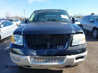 2005 Ford Expedition Eddie Bauer with VIN 1FMFU18575LA43580, listed as a IAAI auction lot 41838176 with 222,967 mi miles. Bid and sale history available at carsss.com. Image 6.