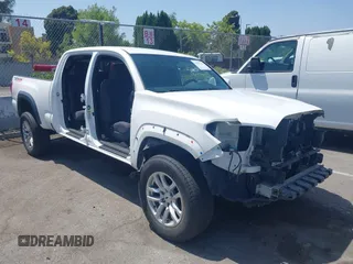 2017 Toyota Tacoma SR5 with VIN 3TMDZ5BN5HM021139, listed as a IAAI auction lot 42555465 with 139,782 mi miles and . Bid and sale history available at DreamBid. Image 6.
