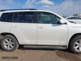 2009 Toyota Highlander with VIN JTEDS41A192085373, listed as a IAAI auction lot 41251958 with 343,397 mi miles. Bid and sale history available at carsss.com. Image 13.
