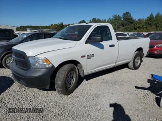 2021 Ram 1500 Tradesman z VIN 3C6JR6DT0MG663482, wystawiony jako Copart lot #76082674 z przebiegiem 35 822 mil mil oraz Szkoda całkowita • Salvage title. Historia ofert i sprzedaży dostępna na DreamBid. Obrazek 1.