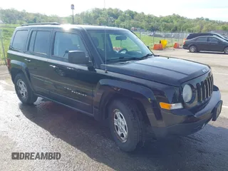 2013 Jeep Patriot Sport with VIN 1C4NJPBA1DD272752, listed as a IAAI auction lot 42080920 with 153,526 mi miles. Bid and sale history available at carsss.com. Image 1.
