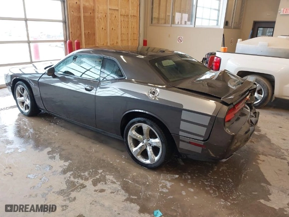 2013 Dodge Challenger SXT with VIN 2C3CDYAG9DH629189, listed as a IAAI auction lot 41374015 with 1 mi miles. Bid and sale history available at carsss.com. Image 3.