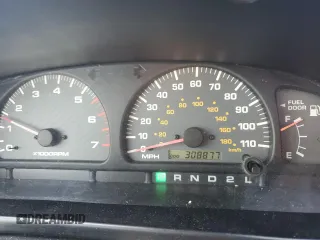 1999 Toyota 4Runner SR5 with VIN JT3GN86R4X0108317, listed as a Copart auction lot 57531415 with 308,877 mi miles and Clean title. Bid and sale history available at DreamBid. Image 9.
