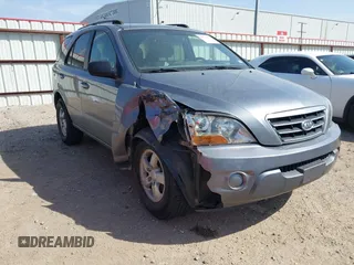 2008 Kia Sorento LX with VIN KNDJD735885833178, listed as a IAAI auction lot 41794257 with 112,075 mi miles and . Bid and sale history available at DreamBid. Image 1.