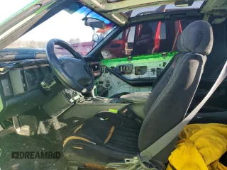 1991 Pontiac Firebird с VIN 1G2FS23T8ML227368, выставлен на аукционе Copart как лот 42231845 с пробегом 114 583 миль миль и Списание • Salvage title. История ставок и продаж доступна на DreamBid. Изображение 7.