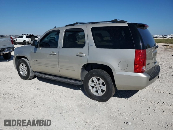 2013 GMC Yukon SLT with VIN 1GKS1CE08DR265254, listed as a Copart auction lot 72465114 with 199,828 mi miles and Salvage Title. Bid and sale history available at carsss.com. Image 2.
