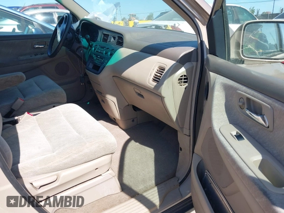 2001 Honda Odyssey EX with VIN 2HKRL18681H530346, listed as a IAAI auction lot 42371126 with 211,604 mi miles and . Bid and sale history available at DreamBid. Image 5.