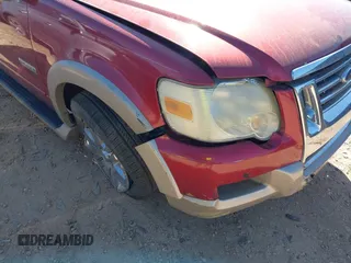 2006 Ford Explorer Eddie Bauer with VIN 1FMEU74E46ZA08420, listed as a IAAI auction lot 41855139 with 224,268 mi miles. Bid and sale history available at carsss.com. Image 6.