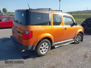 2006 Honda Element EX-P with VIN 5J6YH18746L010874, listed as a IAAI auction lot 40560364 with 222,233 mi miles and . Bid and sale history available at DreamBid. Image 4.