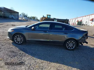 2017 Ford Fusion SE with VIN 3FA6P0H71HR369779, listed as a IAAI auction lot 40942962 with 123,956 mi miles and . Bid and sale history available at DreamBid. Image 15.