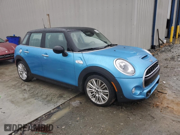 2018 MINI Hardtop 4 Door Cooper S with VIN WMWXU3C5XJ2F51652, listed as a Copart auction lot 88960935 with 72,658 mi miles and Salvage title. Bid and sale history available at DreamBid. Image 4.