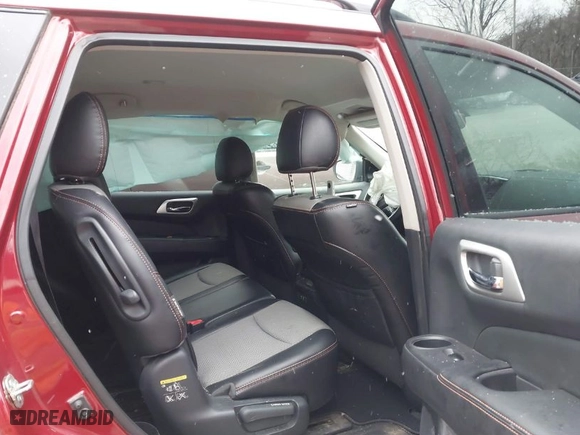 2020 Nissan Pathfinder SV with VIN 5N1DR2BM8LC631838, listed as a IAAI auction lot 41541413 with 38,946 mi miles. Bid and sale history available at carsss.com. Image 8.