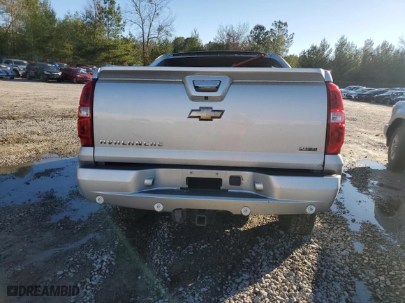 2011 Chevrolet Avalanche LT with VIN 3GNTKFE37BG137696, listed as a Copart auction lot 86730124 with 0 mi miles and Salvage Title. Bid and sale history available at carsss.com. Image 6.