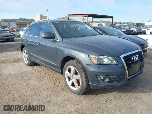 2009 Audi Q5 Premium Plus z VIN WA1KK78RX9A040361, wystawiony jako IAAI lot #41864443 z przebiegiem 81 290 mil mil oraz . Historia ofert i sprzedaży dostępna na DreamBid. Obrazek 1.