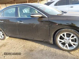 2012 Nissan Maxima SV z VIN 1N4AA5AP7CC858861, wystawiony jako IAAI lot #41804500 z przebiegiem 125 198 mil mil oraz . Historia ofert i sprzedaży dostępna na DreamBid. Obrazek 13.