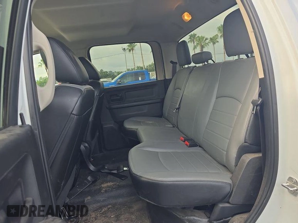 2023 Ram 1500 Tradesman z VIN 3C6RR7KG0PG675750, wystawiony jako IAAI lot #42566385 z przebiegiem 41 272 mil mil oraz . Historia ofert i sprzedaży dostępna na DreamBid. Obrazek 21.