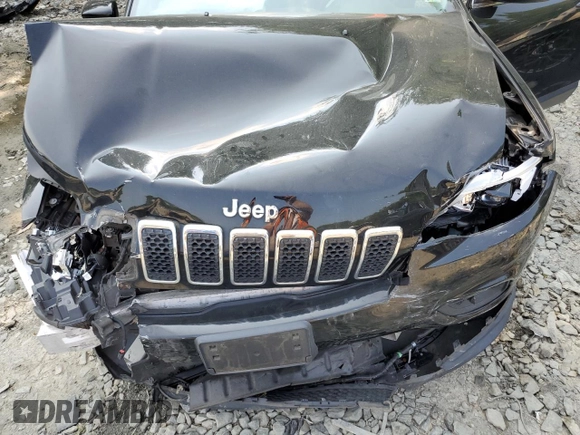 2019 Jeep Cherokee Latitude with VIN 1C4PJLCB0KD221636, listed as a Copart auction lot 59239305 with Not provided miles and Salvage title. Bid and sale history available at DreamBid. Image 12.