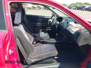 1996 Acura Integra LS z VIN JH4DC4459TS021927, wystawiony jako IAAI lot #42224223 z przebiegiem 63 659 mil mil oraz . Historia ofert i sprzedaży dostępna na DreamBid. Obrazek 5.