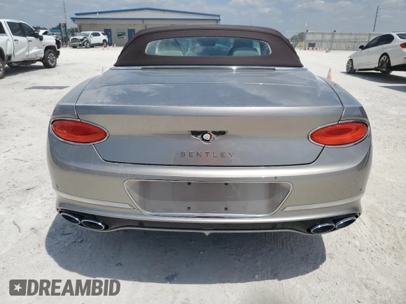2020 Bentley Continental GT GT V8 z VIN SCBDG4ZG9LC076973, wystawiony jako Copart lot #72049924 z przebiegiem Nie podano mil oraz Nie do naprawy • Non repairable. Historia ofert i sprzedaży dostępna na DreamBid. Obrazek 6.