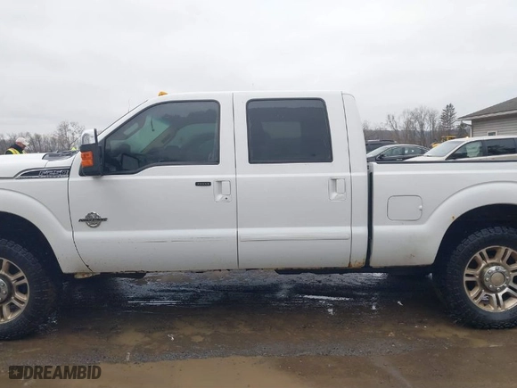 2011 Ford Super Duty F-250 SRW XL with VIN 1FT7W2BTXBEC84422, listed as a IAAI auction lot 41477809 with 230,933 mi miles. Bid and sale history available at carsss.com. Image 15.