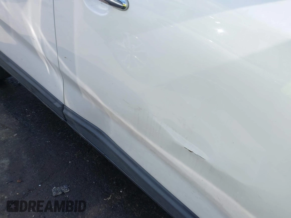2015 Kia Sorento LX with VIN 5XYKTDA6XFG551064, listed as a IAAI auction lot 42536365 with 166,050 mi miles and . Bid and sale history available at DreamBid. Image 17.