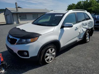 2013 Kia Sorento LX with VIN 5XYKT3A68DG396036, listed as a Copart auction lot 63246665 with 91,382 mi miles and Salvage title. Bid and sale history available at DreamBid. Image 1.