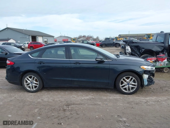 2014 Ford Fusion SE with VIN 3FA6P0H72ER222639, listed as a IAAI auction lot 41957789 with 201,464 mi miles. Bid and sale history available at carsss.com. Image 14.