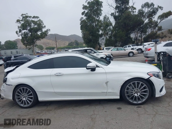 2018 Mercedes-Benz C 300 with VIN WDDWJ4JB2JF660253, listed as a IAAI auction lot 42421185 with 142,828 mi miles and . Bid and sale history available at DreamBid. Image 14.
