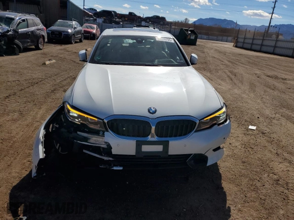 2021 BMW 3 Series 330i xDrive with VIN WBA5R7C01MFK13622, listed as a Copart auction lot 46520295 with 58,260 mi miles and Salvage title. Bid and sale history available at DreamBid. Image 5.