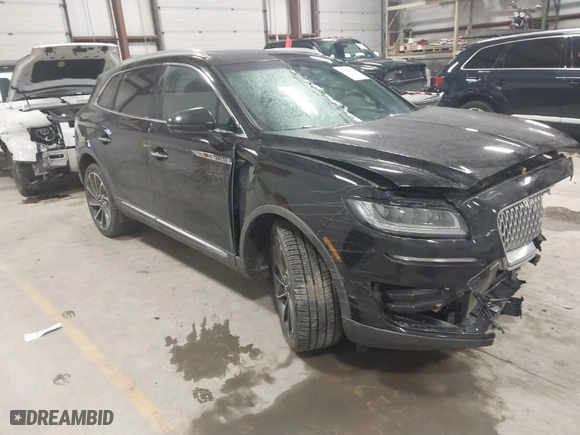 2020 Lincoln Nautilus Reserve with VIN 2LMPJ8KP3LBL20307, listed as a IAAI auction lot 41556529 with 63,361 mi miles. Bid and sale history available at carsss.com. Image 1.