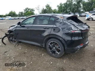 2024 Dodge Hornet R/T z VIN ZACPDFCW3R3A18304, wystawiony jako Copart lot #63466905 z przebiegiem 32 962 mil mil oraz Nie do naprawy • Non repairable. Historia ofert i sprzedaży dostępna na DreamBid. Obrazek 2.