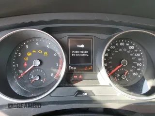 2021 Volkswagen Tiguan SE z VIN 3VV3B7AX6MM068304, wystawiony jako Copart lot #53488305 z przebiegiem 57 744 mil mil oraz Szkoda całkowita • Salvage title. Historia ofert i sprzedaży dostępna na DreamBid. Obrazek 9.