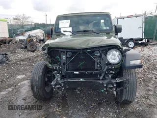 2021 Jeep Wrangler Unlimited Sport S with VIN 1C4HJXDG1MW836029, listed as a IAAI auction lot 41811840 with 34,992 mi miles. Bid and sale history available at carsss.com. Image 11.
