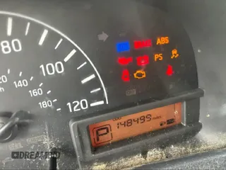 2019 Nissan NV200 SV z VIN 3N6CM0KNOKK712124, wystawiony jako IAAI lot #42763984 z przebiegiem 148 499 mil mil oraz . Historia ofert i sprzedaży dostępna na DreamBid. Obrazek 7.