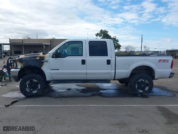 2003 Ford Super Duty F-250 XL with VIN 1FTNW21F43EA49194, listed as a IAAI auction lot 41731570 with 1 mi miles. Bid and sale history available at carsss.com. Image 14.