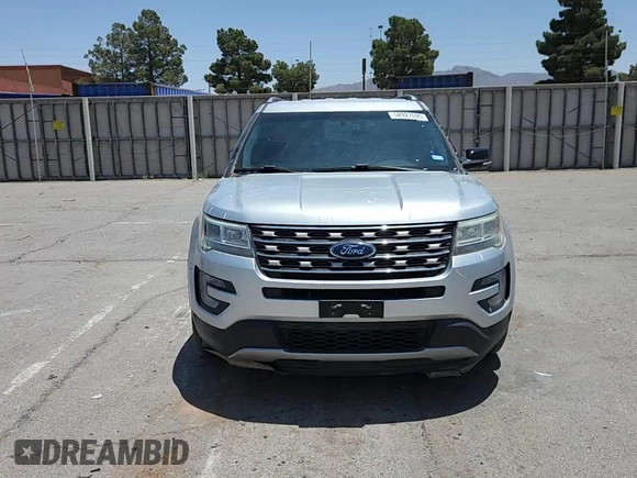 2017 Ford Explorer XLT with VIN 1FM5K7D84HGD05878, listed as a Copart auction lot 58927695 with 117,559 mi miles and Salvage title. Bid and sale history available at DreamBid. Image 14.
