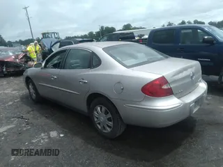 2007 Buick LaCrosse CX with VIN 2G4WC582571226954, listed as a IAAI auction lot 42638999 with 120,843 mi miles and . Bid and sale history available at DreamBid. Image 3.
