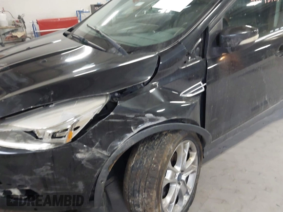 2015 Ford Escape Titanium z VIN 1FMCU0JX9FUB48089, wystawiony jako IAAI lot #41048127 z przebiegiem 133 439 mil mil oraz . Historia ofert i sprzedaży dostępna na DreamBid. Obrazek 6.