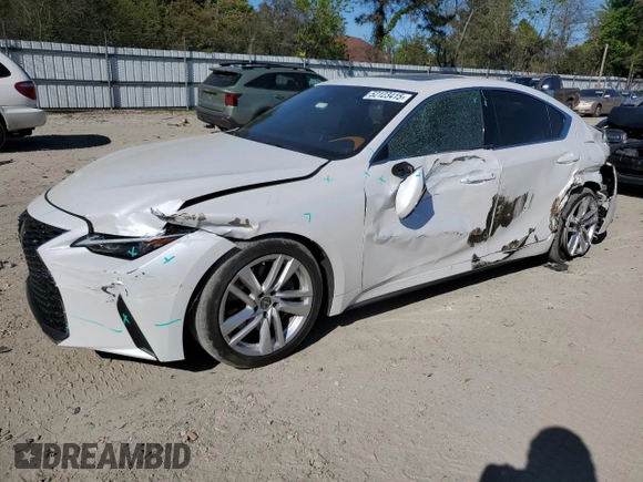 2021 Lexus IS 300 z VIN JTHCA1D23M5114920, wystawiony jako Copart lot #52123415 z przebiegiem 48 264 mil mil oraz Szkoda całkowita • Salvage title. Historia ofert i sprzedaży dostępna na DreamBid. Obrazek 1.